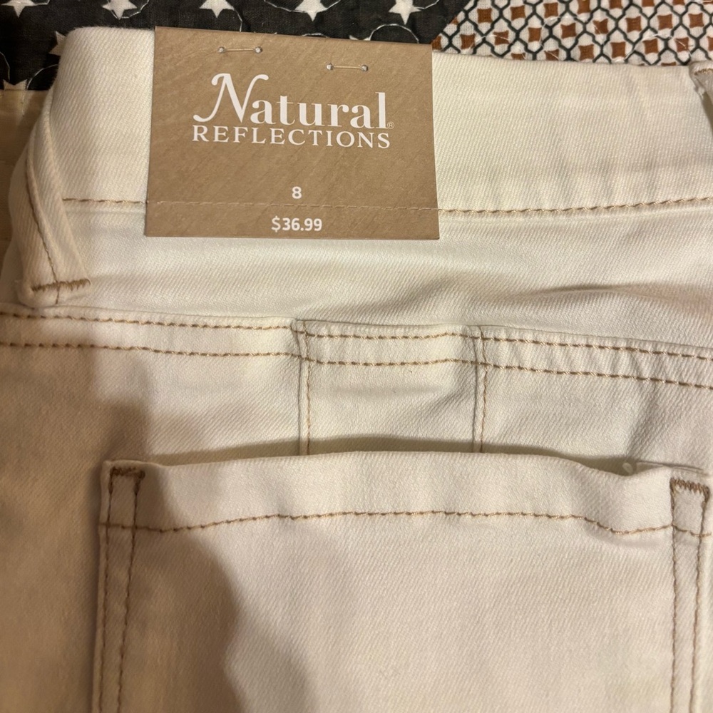 Natural Reflections Cream (Ecru) “Camp Side” Skimmer Capris - Picture 10 of 13